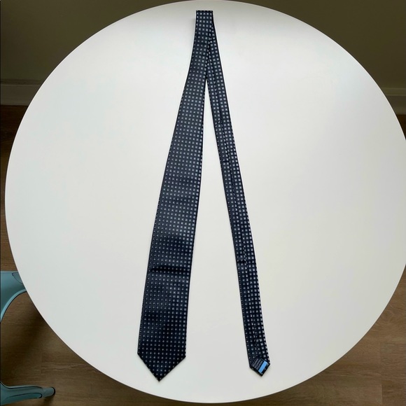 Peter England Tie - Picture 2 of 5